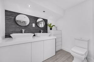 Photo 31- click for photo gallery